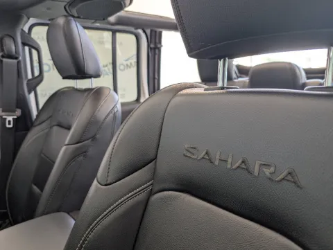 Jeep Wrangler Unlimited 2.2 mjt II Sahara auto - Immagine 27