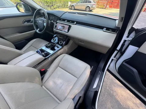 Land Rover Range Rover Velar 2.0d i4 R-Dynamic HSE 240cv auto my19 - Immagine 13
