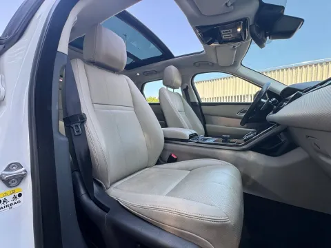 Land Rover Range Rover Velar 2.0d i4 R-Dynamic HSE 240cv auto my19 - Immagine 14