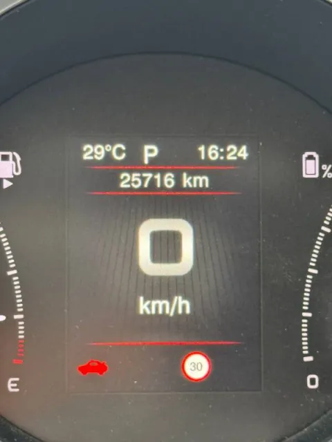 Fiat 500X Dolcevita 1.5 t4 hybrid Sport 130cv dct - Immagine 18