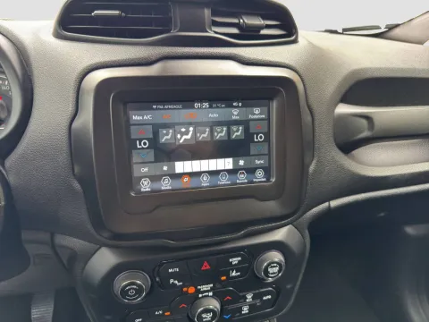 Jeep Renegade 1.6 mjt Limited 2wd 130cv - Immagine 17