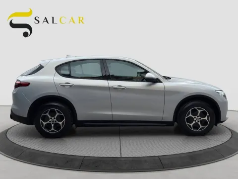 Alfa Romeo Stelvio 2.2 t Business Q4 190cv auto - Immagine 5
