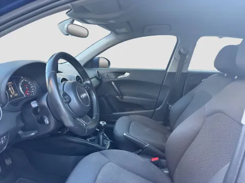 Audi A1 Sportback 1.4 tdi Sport - Immagine 9