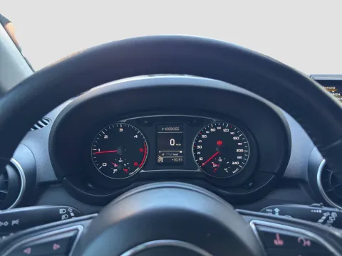 Audi A1 Sportback 1.4 tdi Sport - Immagine 15