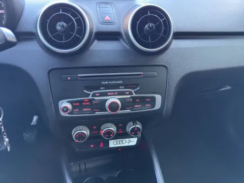 Audi A1 Sportback 1.4 tdi Sport - Immagine 16