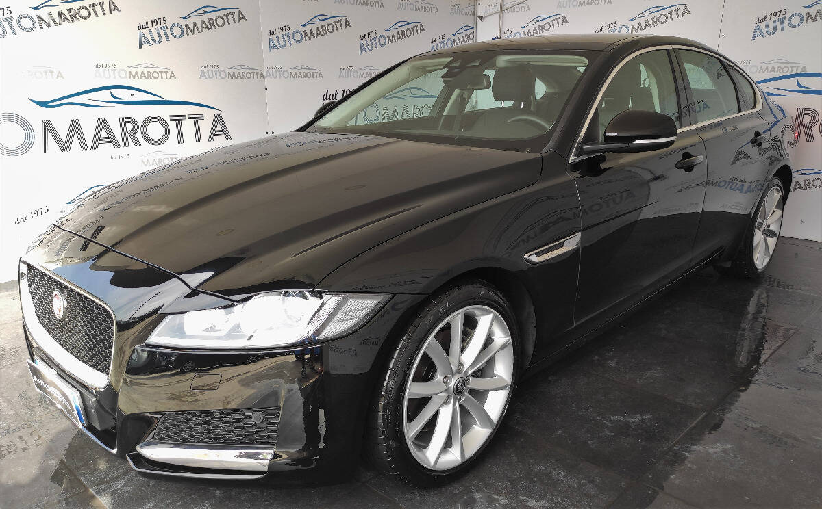 Jaguar XF 2.0d Prestige Business edition 180cv auto - Immagine 1