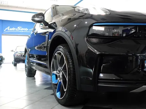 Lynk & Co 01 1.5 td phev auto - Immagine 13