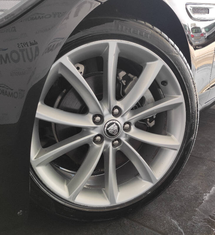 Jaguar XF 2.0d Prestige Business edition 180cv auto - Immagine 20