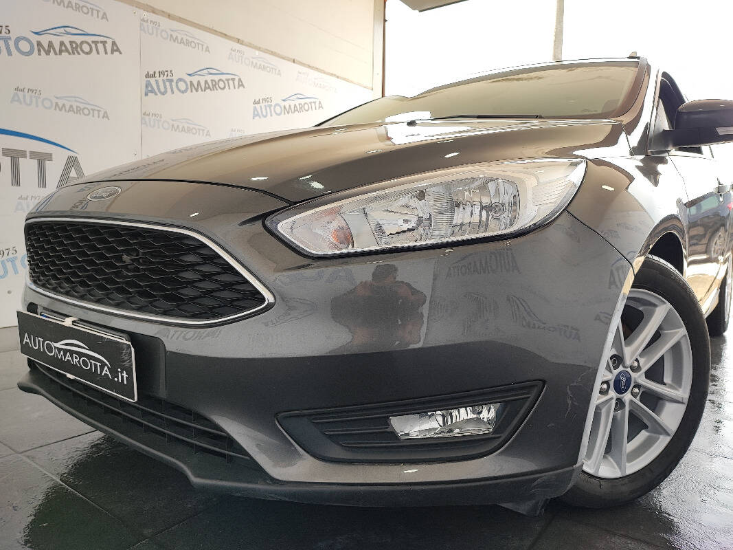 Ford Focus SW 1.5 tdci Titanium Business s&s 120cv powershift - Immagine 2