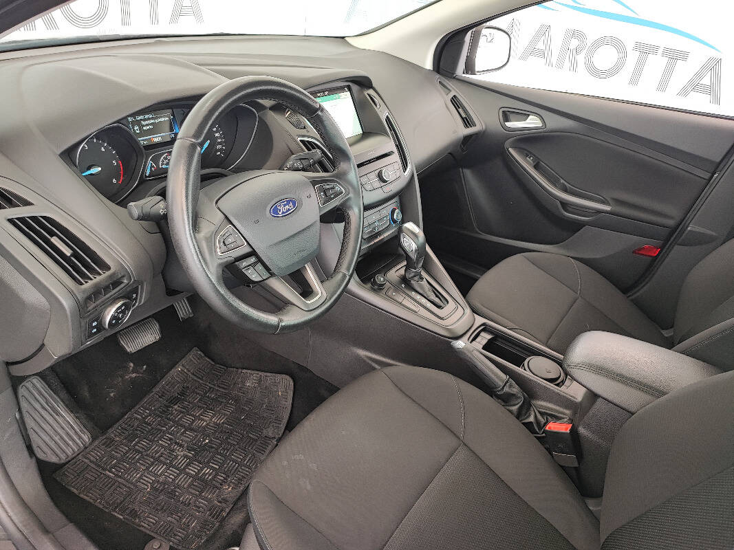 Ford Focus SW 1.5 tdci Titanium Business s&s 120cv powershift - Immagine 11