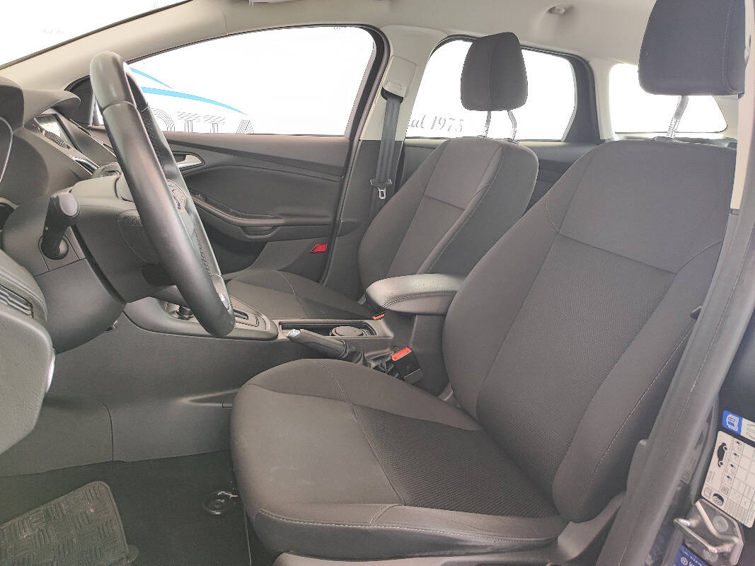 Ford Focus SW 1.5 tdci Titanium Business s&s 120cv powershift - Immagine 12