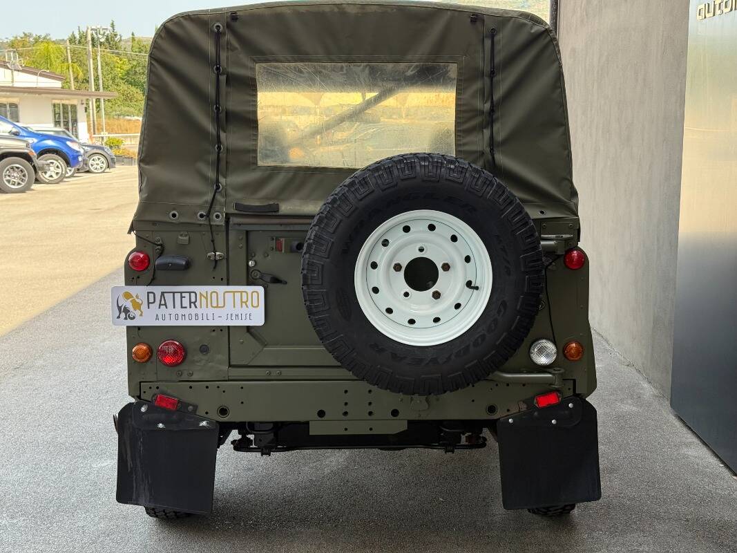 Land Rover Defender 90 2.5 td Soft Top - Immagine 3