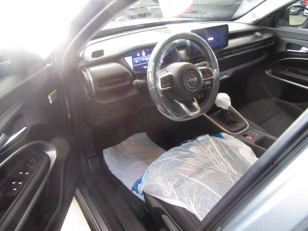 Jeep Avenger 1.2 turbo Altitude fwd 100cv - Immagine 9