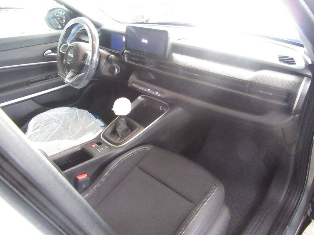 Jeep Avenger 1.2 turbo Altitude fwd 100cv - Immagine 10