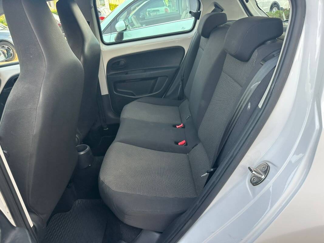 Volkswagen up! 5p 1.0 eco up! High up! 68cv - Immagine 11
