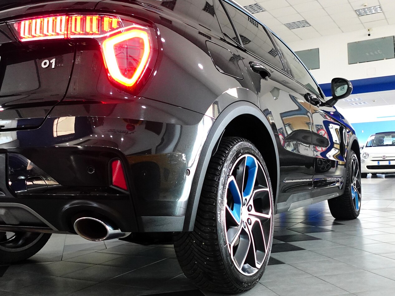 Lynk & Co 01 1.5 td phev auto - Immagine 9
