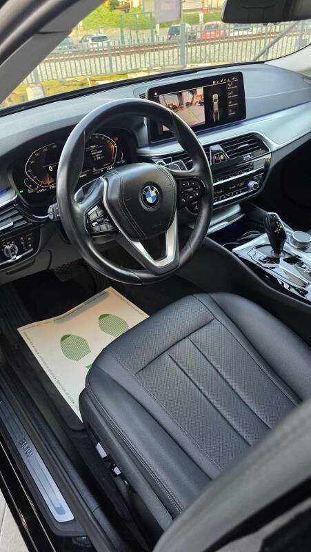 BMW 520d Touring mhev 48V Business auto - Immagine 8