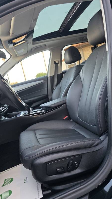 BMW 520d Touring mhev 48V Business auto - Immagine 10
