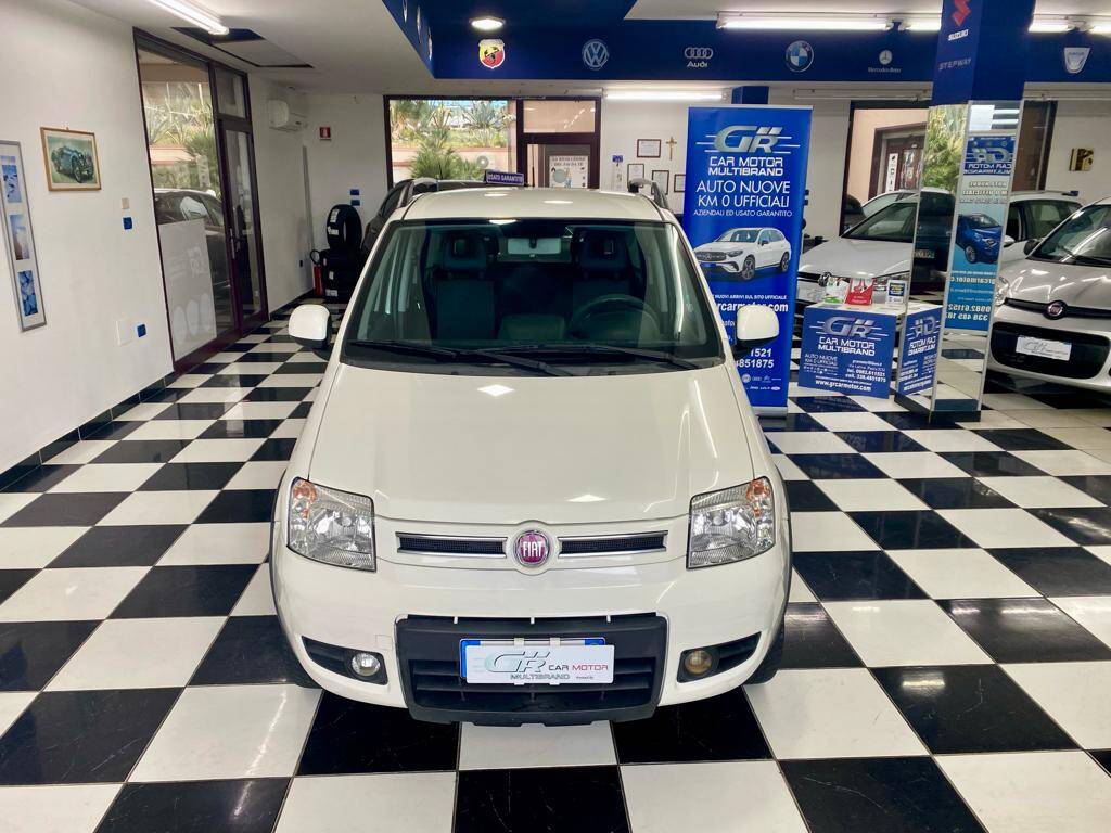 Fiat Panda 1.3 mjt 16v Climbing 4x4 75cv - Immagine 2