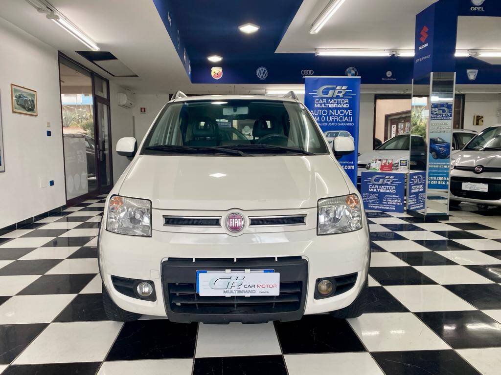 Fiat Panda 1.3 mjt 16v Climbing 4x4 75cv - Immagine 8