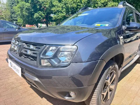 Dacia Duster 1.5 dci Laureate 4x2 s&s 110cv E6 - Immagine 9
