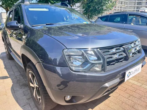 Dacia Duster 1.5 dci Laureate 4x2 s&s 110cv E6 - Immagine 10