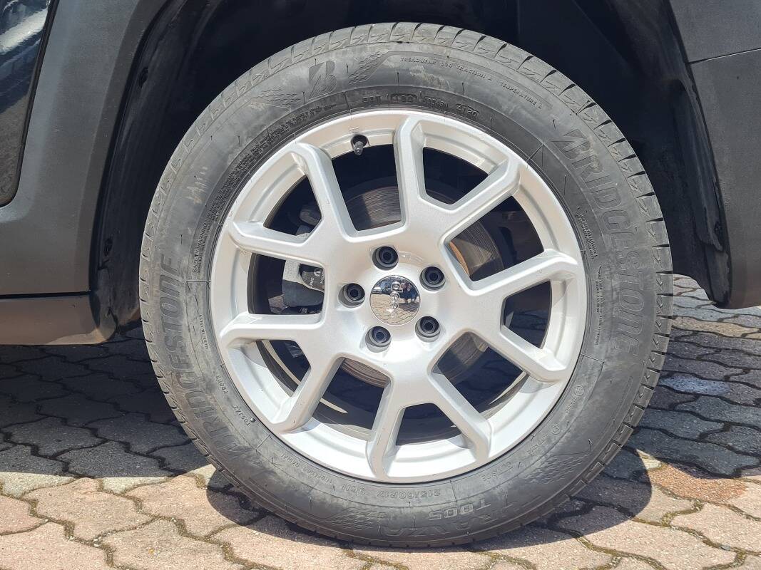 Jeep Renegade 1.6 mjt Limited 2wd 120cv - Immagine 16