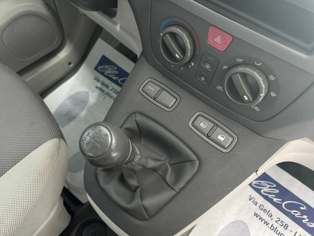 Fiat Idea 1.2 16v - Immagine 18