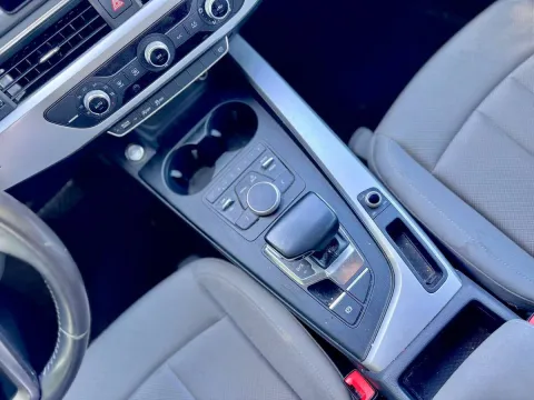 Audi A4 Avant 35 2.0 tdi Business 150cv s-tronic my16 - Immagine 20