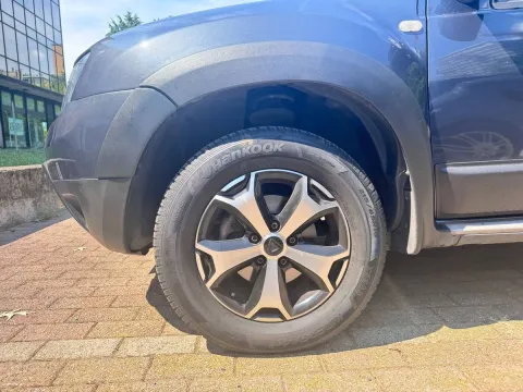 Dacia Duster 1.5 dci Laureate 4x2 s&s 110cv E6 - Immagine 18