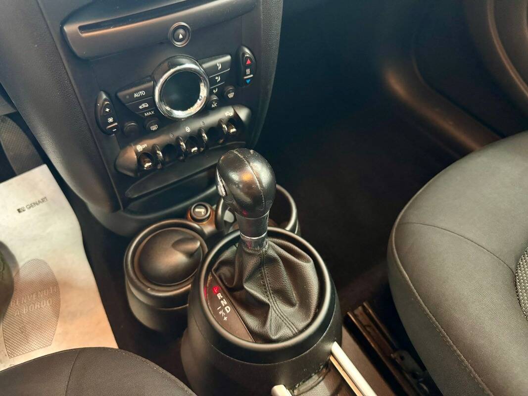 Mini Mini Countryman 2.0 Cooper D auto E6 - Immagine 21