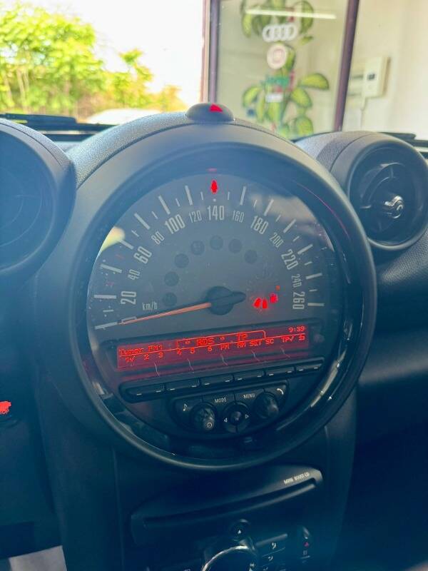 Mini Mini Countryman 2.0 Cooper D auto E6 - Immagine 24