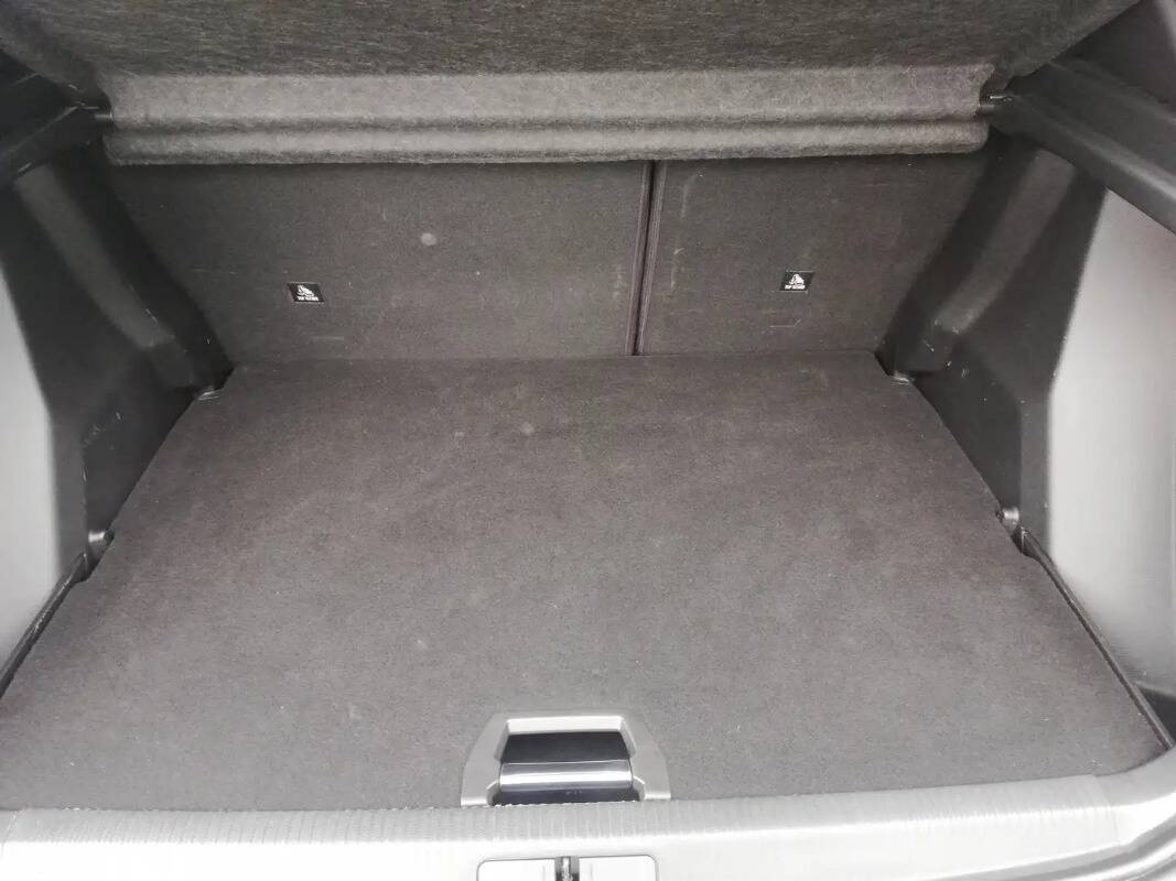 Peugeot 2008 1.5 bluehdi Allure Pack s&s 130cv eat8 - Immagine 16