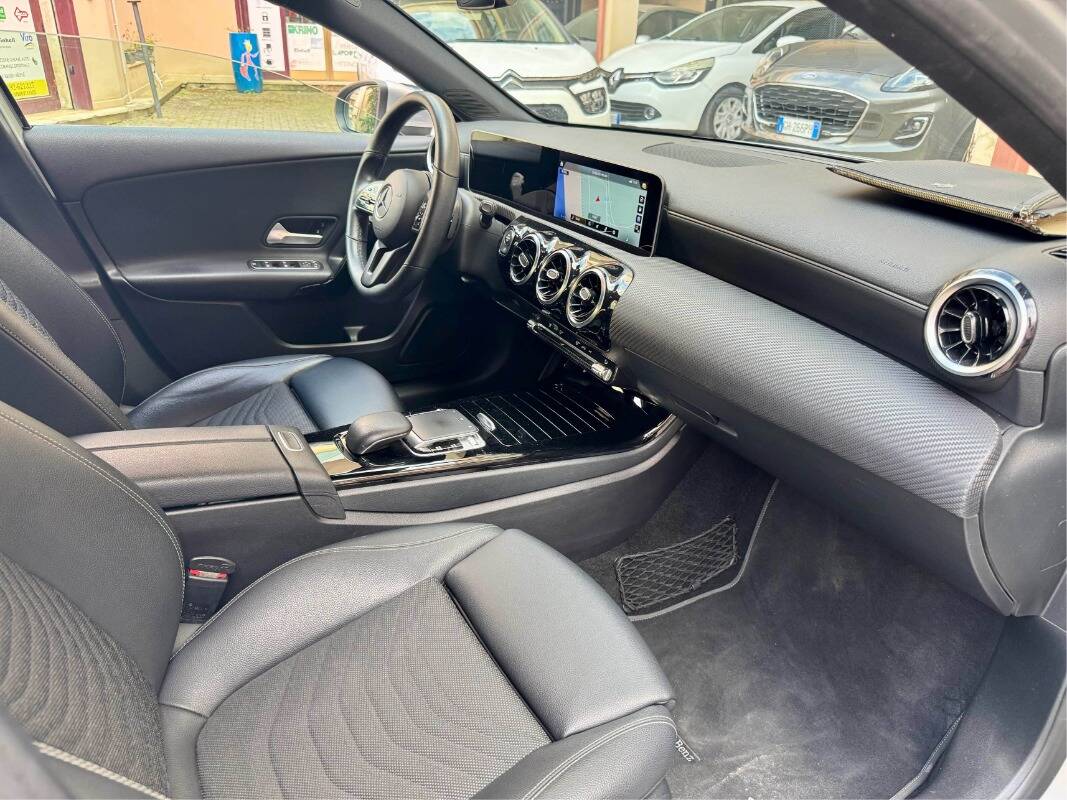 Mercedes A 180 d Business auto - Immagine 24