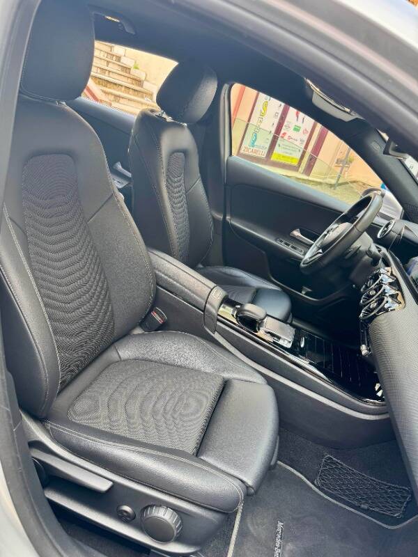 Mercedes A 180 d Business auto - Immagine 25