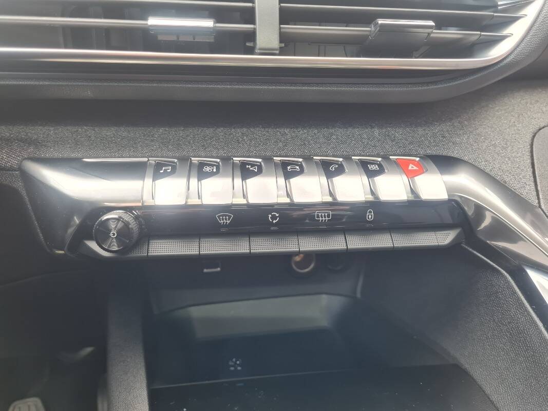 Peugeot 3008 1.5 bluehdi Allure s&s 130cv - Immagine 12