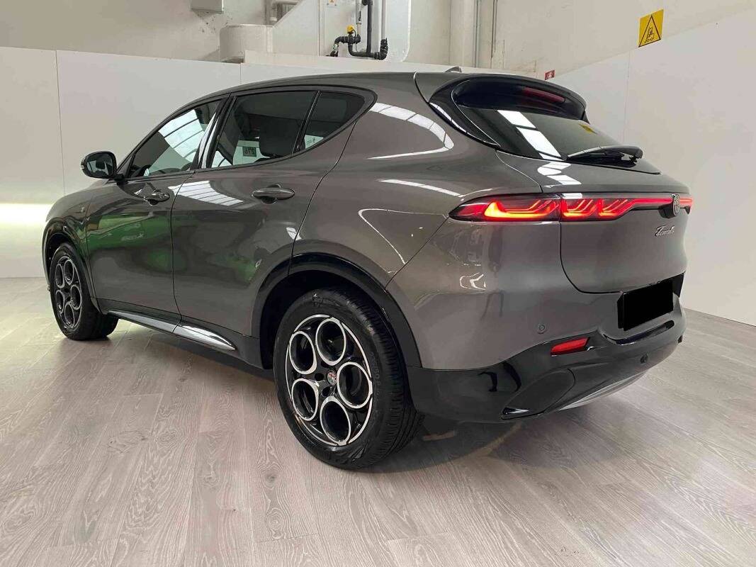 Alfa Romeo Tonale 1.5 hybrid Ti 160cv tct7 - Immagine 2