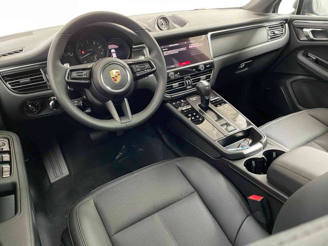 Porsche Macan 2.0 265cv pdk - Immagine 4