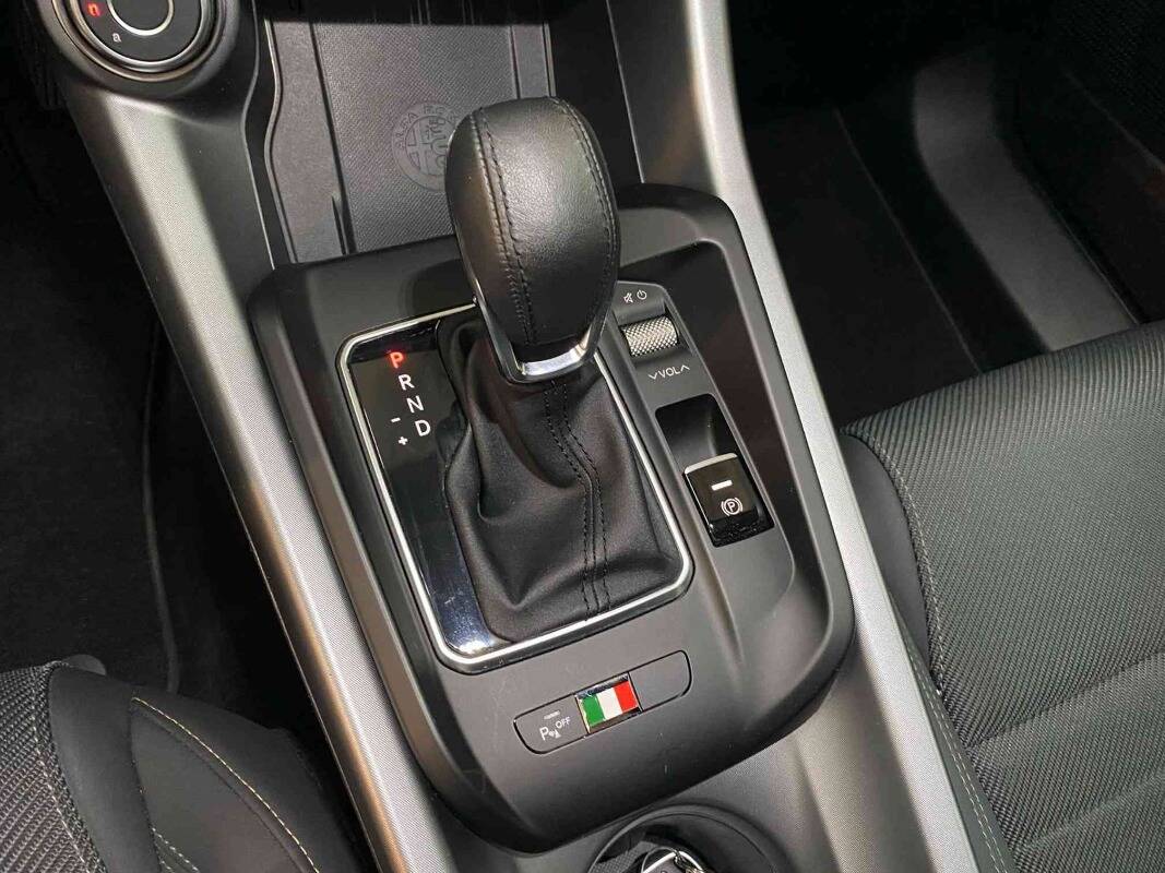 Alfa Romeo Tonale 1.5 hybrid Ti 160cv tct7 - Immagine 11