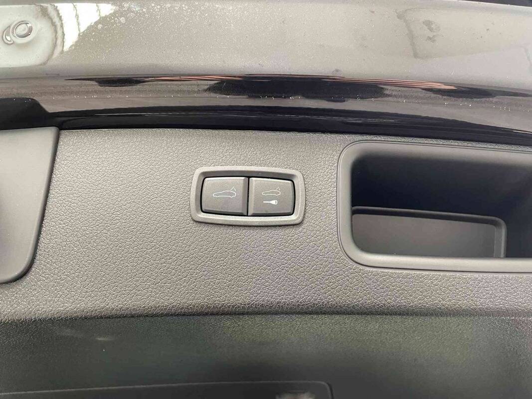 Porsche Macan 2.0 265cv pdk - Immagine 21