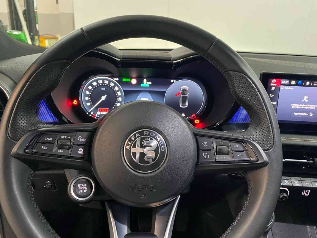 Alfa Romeo Tonale 1.5 hybrid Ti 160cv tct7 - Immagine 8