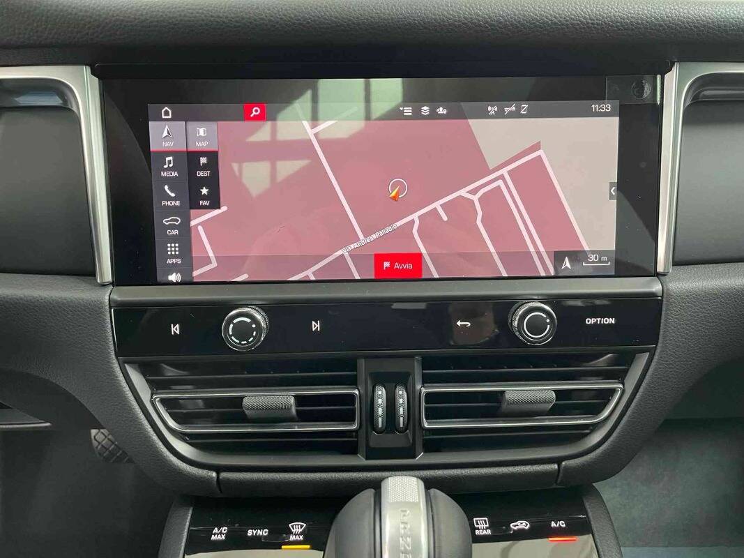 Porsche Macan 2.0 265cv pdk - Immagine 9