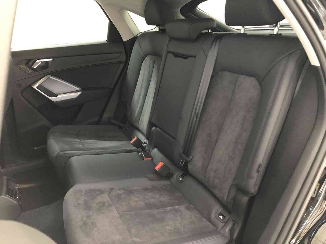 Audi Q3 Sportback 40 2.0 tdi S line edition quattro 200cv s-tronic - Immagine 7