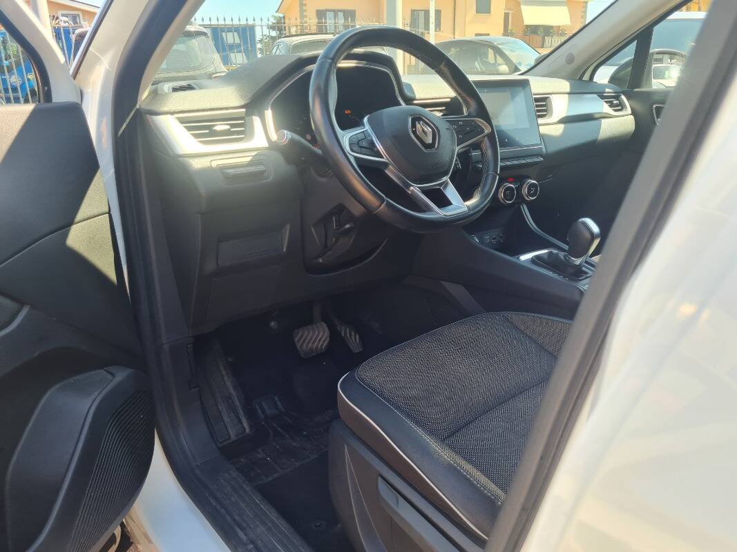 Renault Captur 1.5 blue dci Intens 115cv edc - Immagine 8