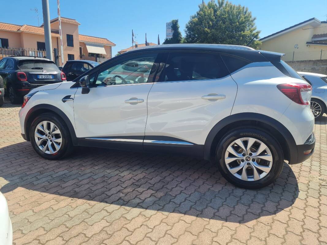 Renault Captur 1.5 blue dci Intens 115cv edc - Immagine 18