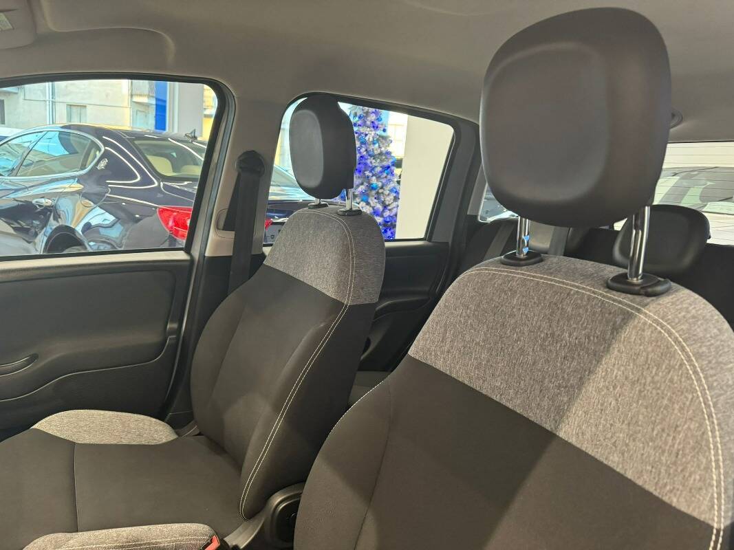Fiat Panda 1.0 firefly hybrid Sport s&s 70cv 5p.ti - Immagine 17