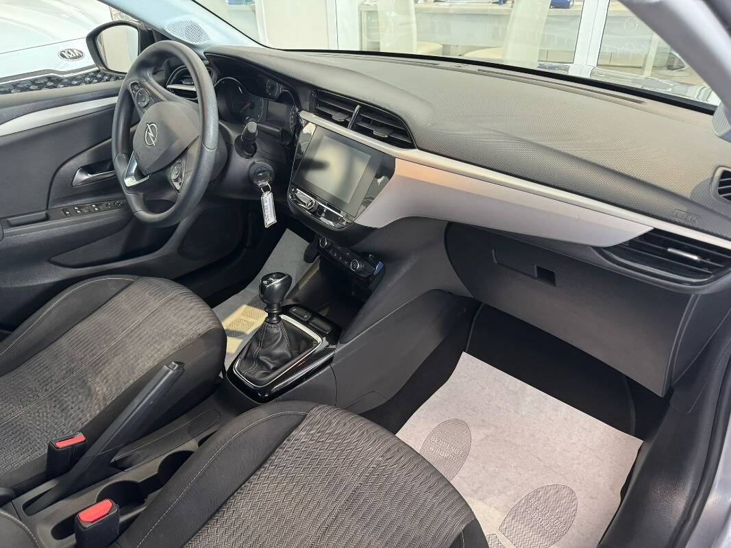 Opel Corsa 1.2 GS Line s&s 100cv - Immagine 9