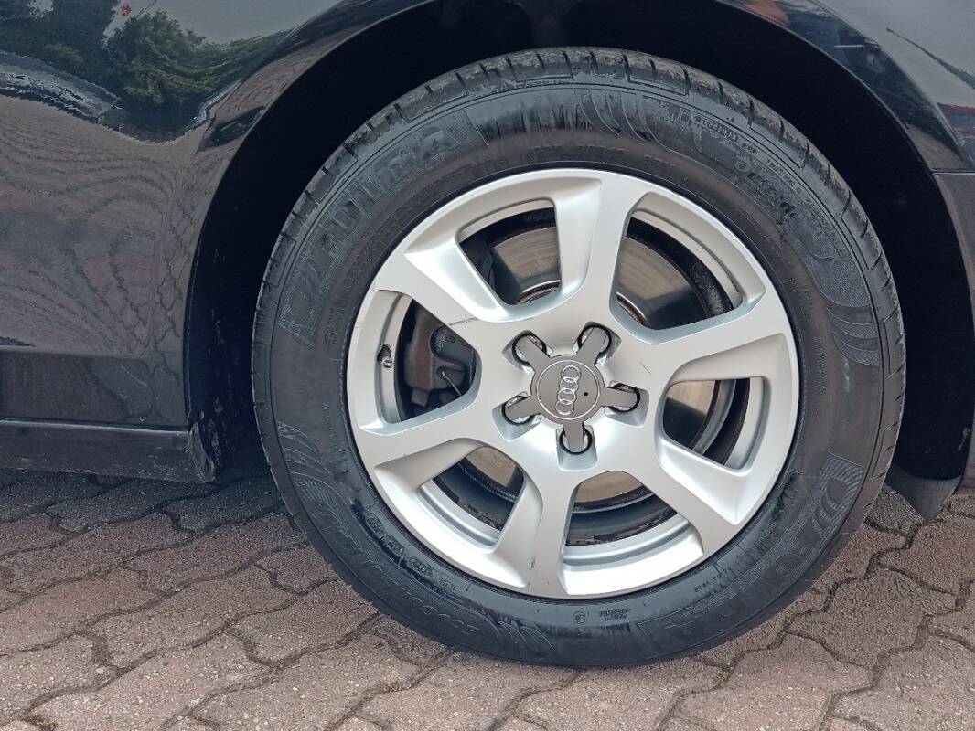 Audi A4 Avant 2.0 tdi Advanced fap - Immagine 3