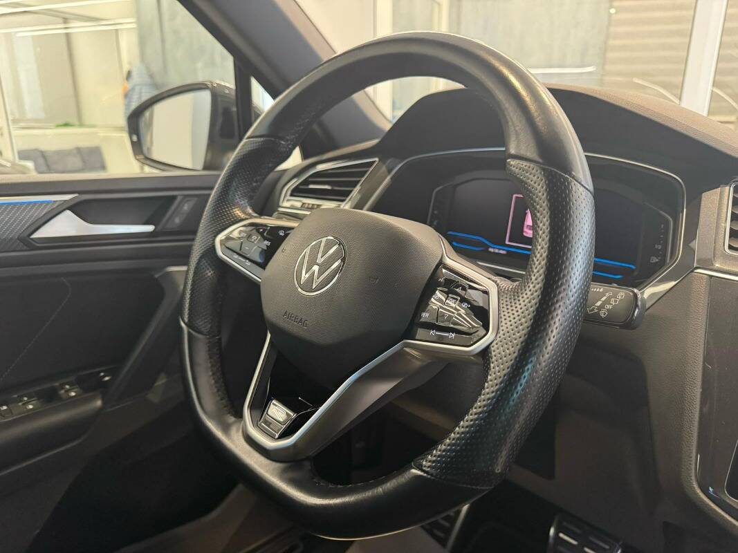 Volkswagen Tiguan 2.0 tdi R-Line 4motion 150cv dsg - Immagine 14