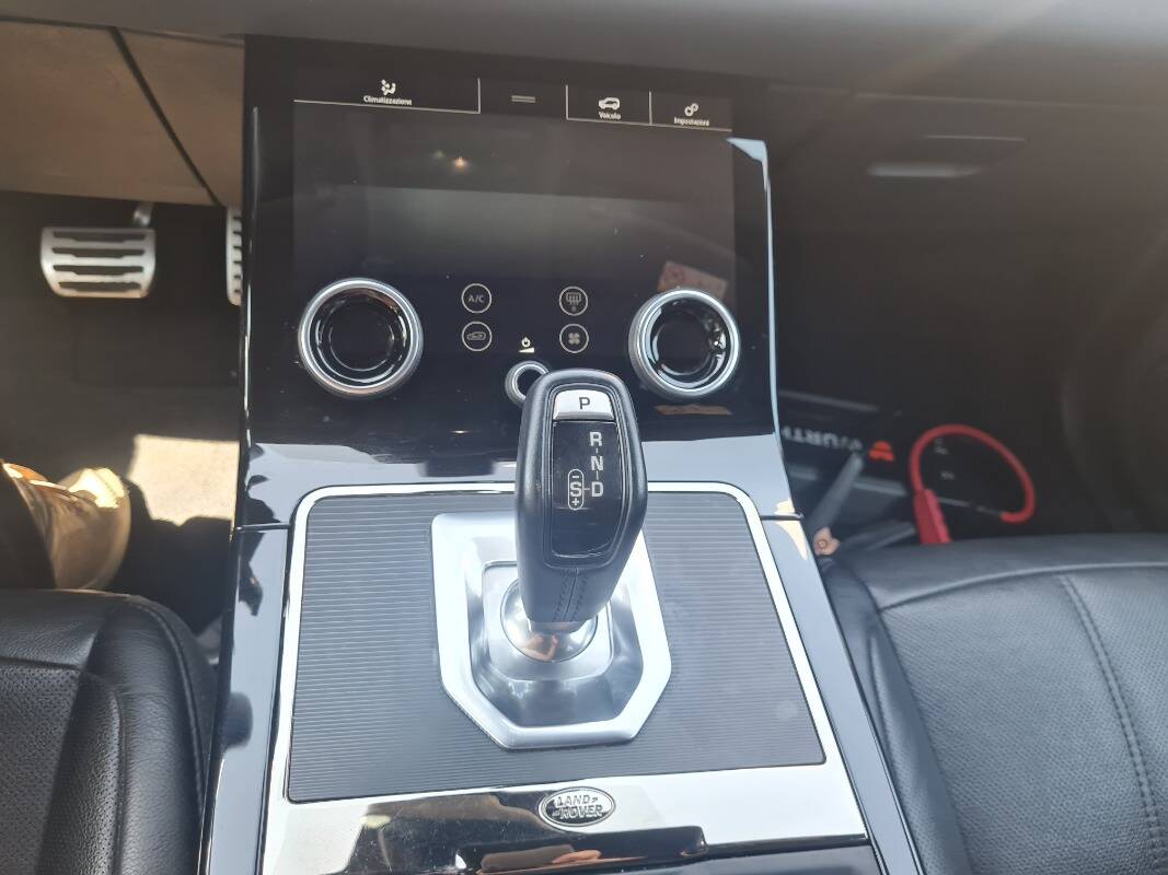 Land Rover Range Rover Evoque 2.0d i4 mhev R-Dynamic SE awd 180cv auto - Immagine 25